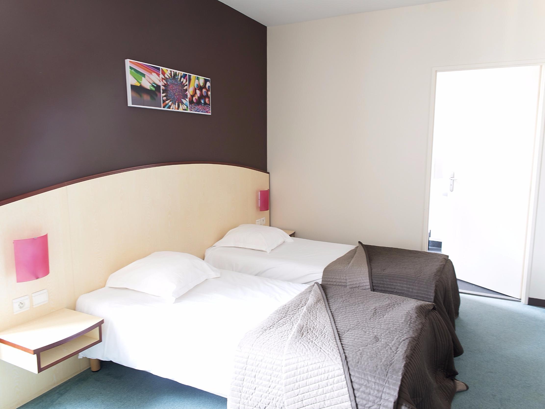 Logis Hotel De France Restaurant Le Lucullus Montmorillon Luaran gambar
