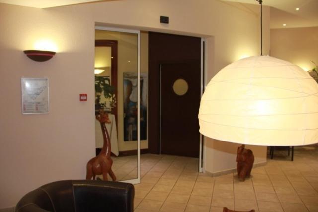 Logis Hotel De France Restaurant Le Lucullus Montmorillon Luaran gambar