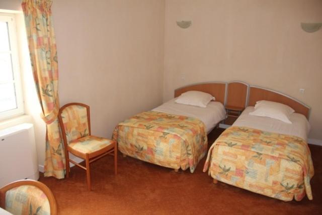 Logis Hotel De France Restaurant Le Lucullus Montmorillon Bilik gambar